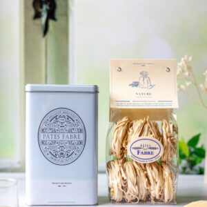 Maison Pâtes Fabre Tagliatelles nature et Boite métal bleu pastel
